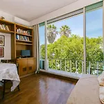 Rent4rest Beachfront إستوريل