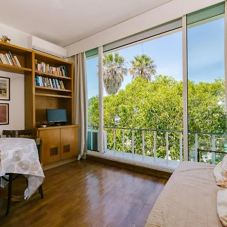 Rent4rest Beachfront Estoril