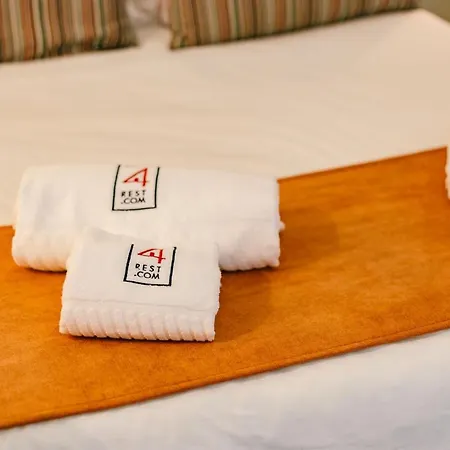 Rent4rest Beachfront 아파트 에수투릴