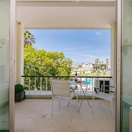 Apartment Rent4rest Beachfront