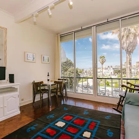 Rent4rest Beachfront * 에수투릴