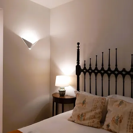Rent4rest Beachfront * Estoril