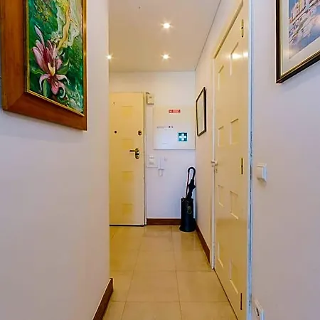 Rent4rest Beachfront Estoril