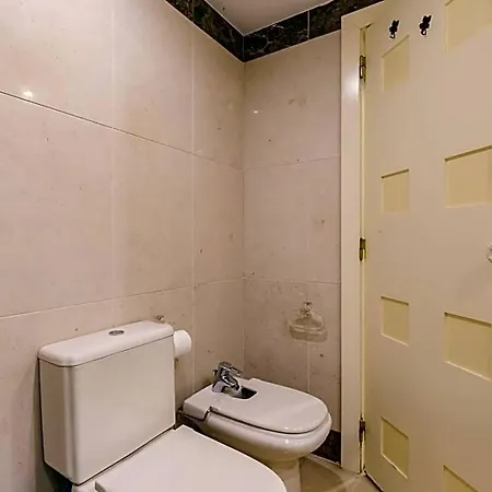 Rent4rest Beachfront 아파트 에수투릴