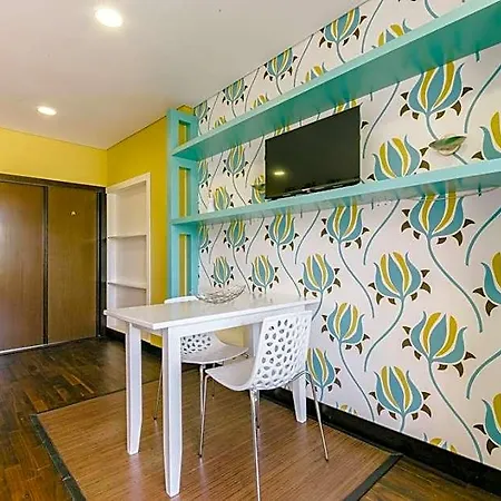 Rent4rest Beachfront Appartement